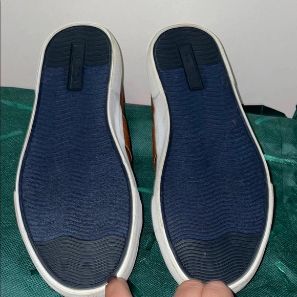 Nautica Brown Sneakers with Smooth Leather Upper and White Sole - Picture 8 of 9